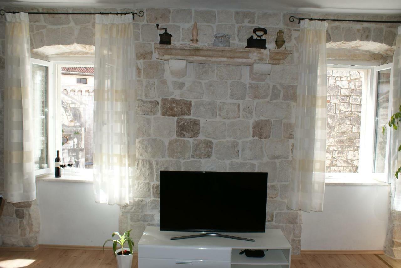 טרוגיר Apartman Old Town מראה חיצוני תמונה