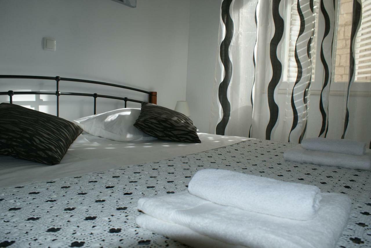 טרוגיר Apartman Old Town מראה חיצוני תמונה