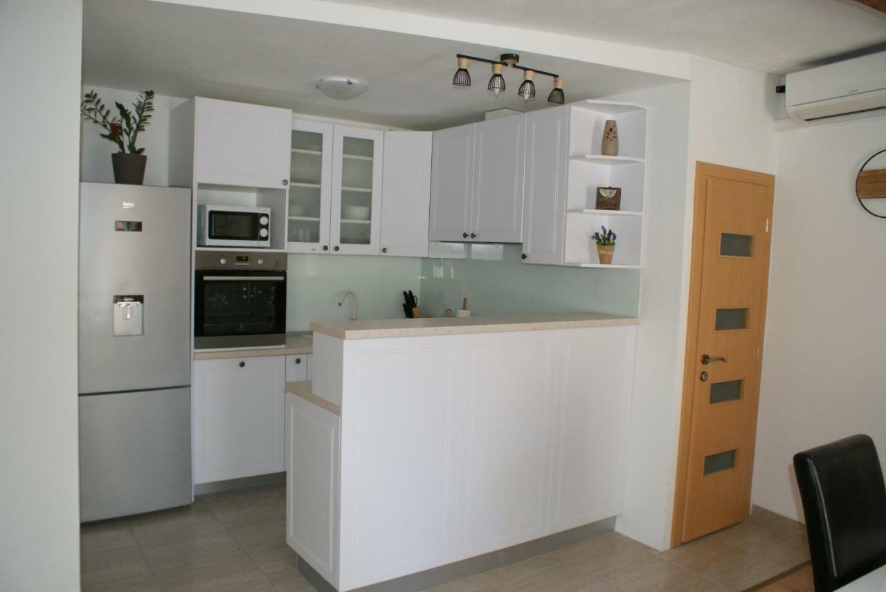 טרוגיר Apartman Old Town מראה חיצוני תמונה